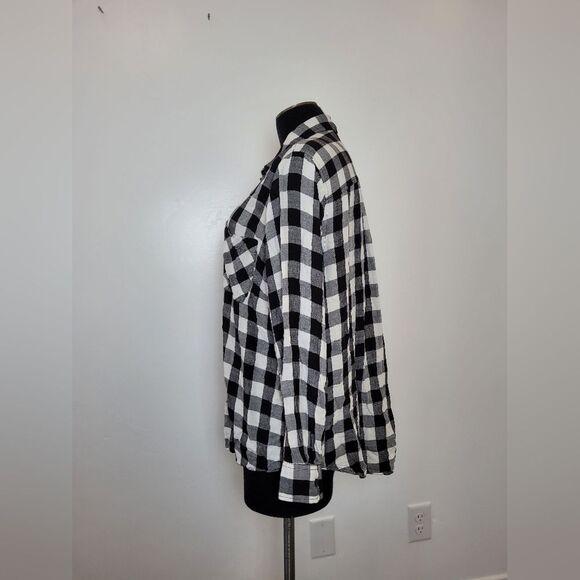 Black White Plaid Flannel Shirt Women's Button Front Terra & Sky Cabin Size 14W - Picture 3 of 10